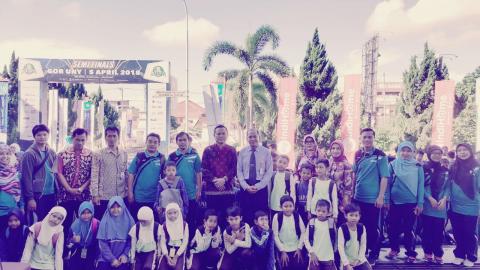 SD Muhammadiyah Sapen Kunjungi FIK UNY